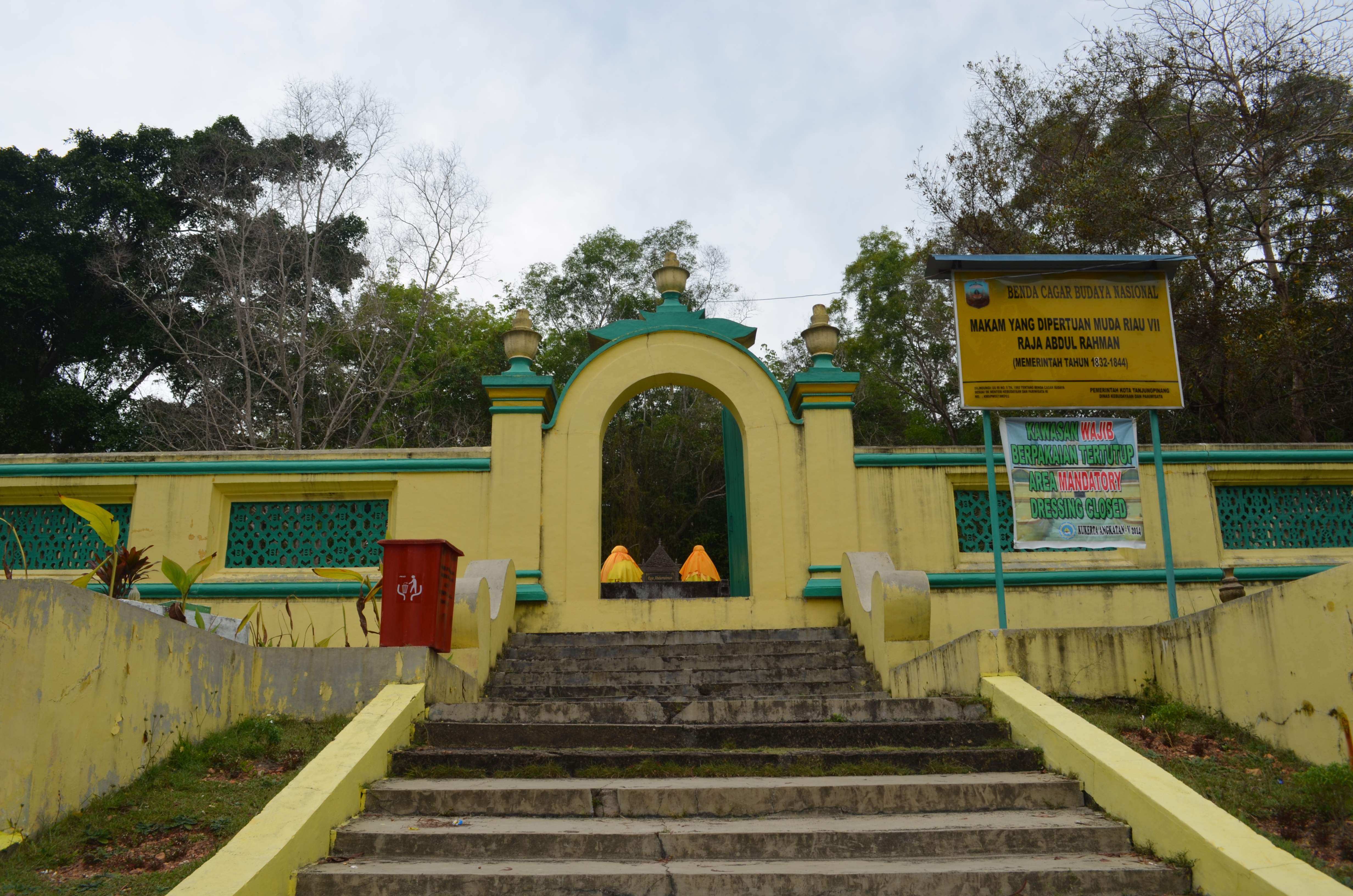 Makam Raja Pulau Penyengat